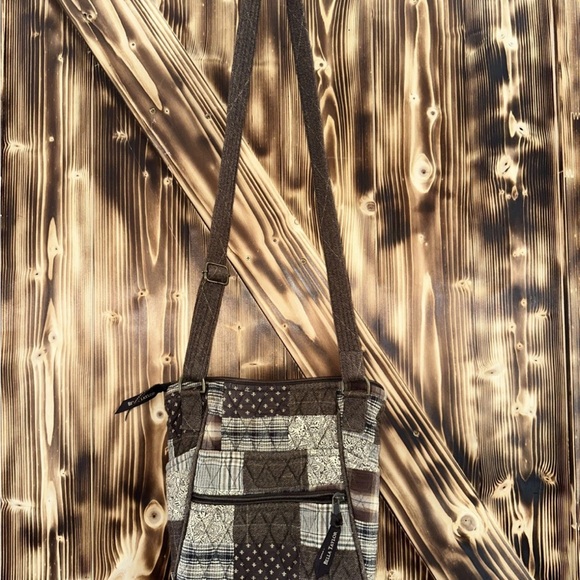 Bella Taylor Handbags - Elegant Patchwork Crossbody Bag - Brown